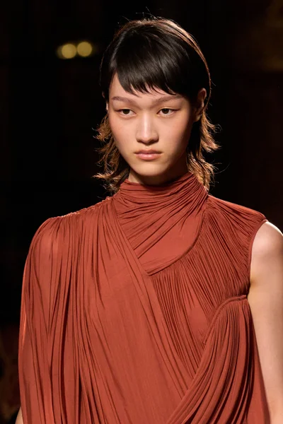 Look 26